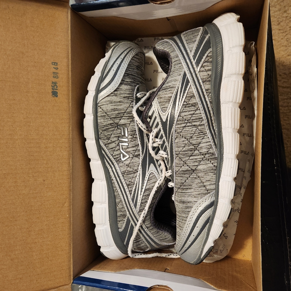 Fila Gray and White Running Shoes
